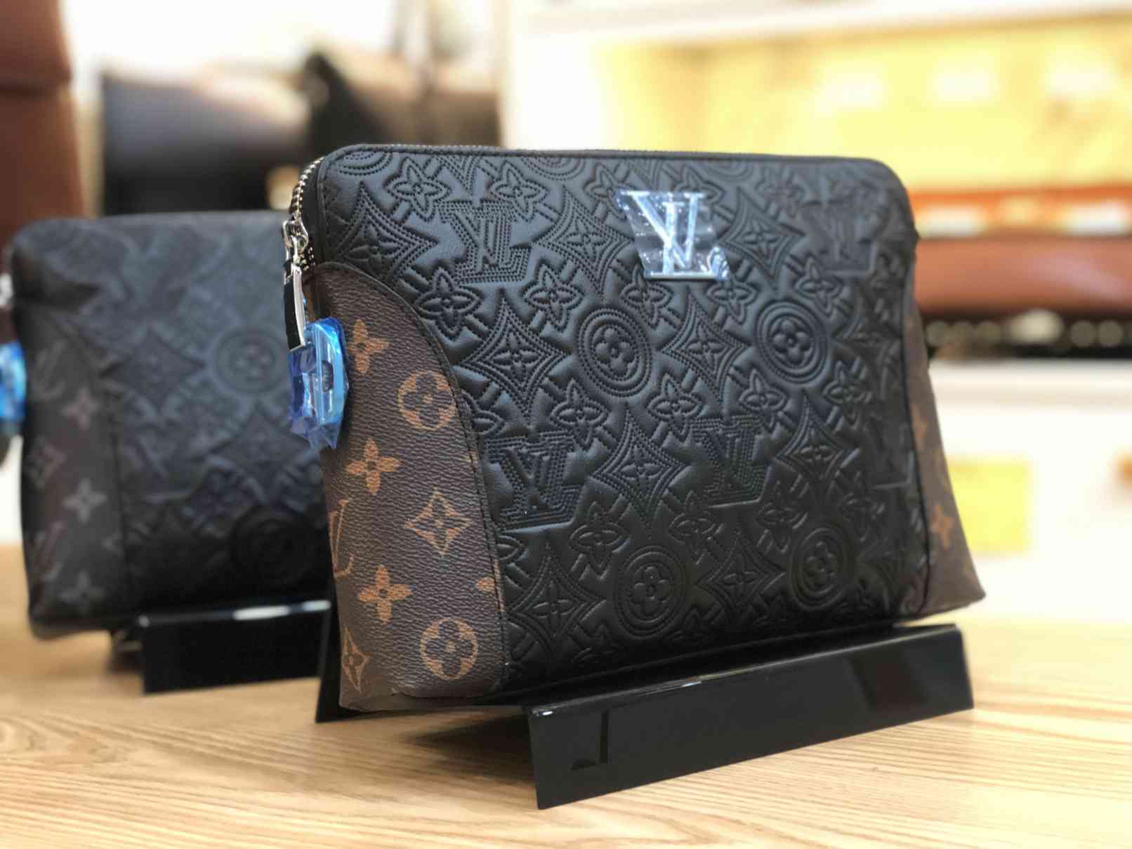 Ví Clutch Cao cấp độc đáo Louis Vuitton 9551
